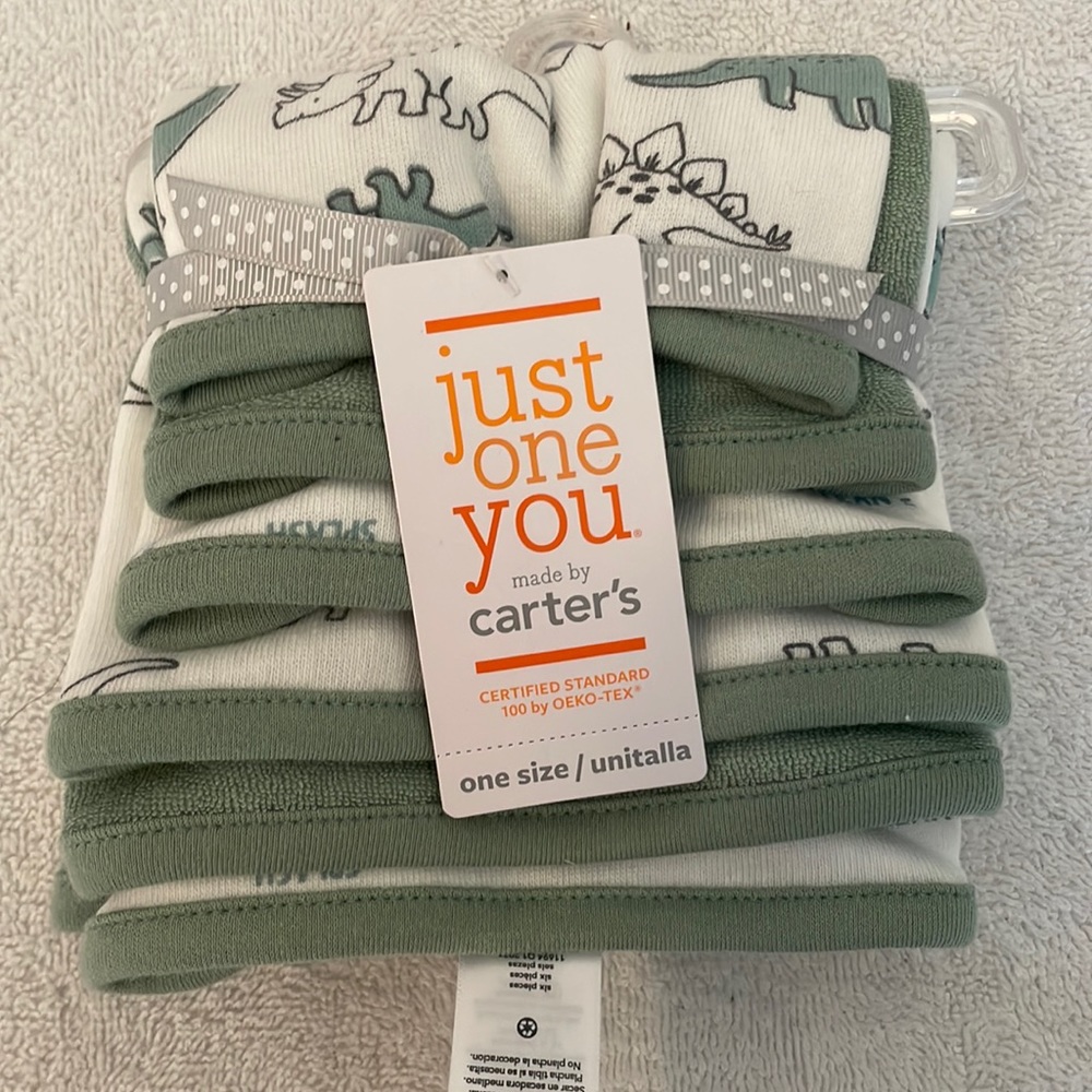 Carter’s just one you. 6 piece washcloth set Green